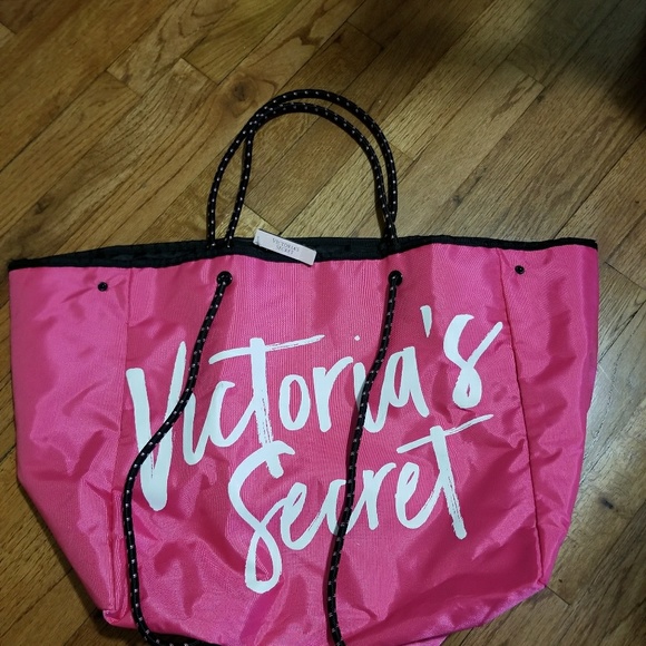 Victoria's Secret Handbags - 🆕Victoria's Secret Tote Bag